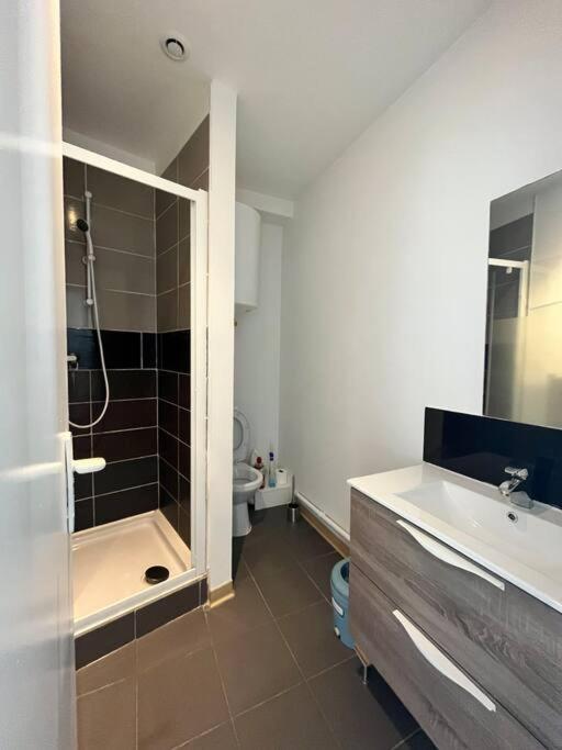 Studio En Plein Centre De Brest Apartment Exterior foto